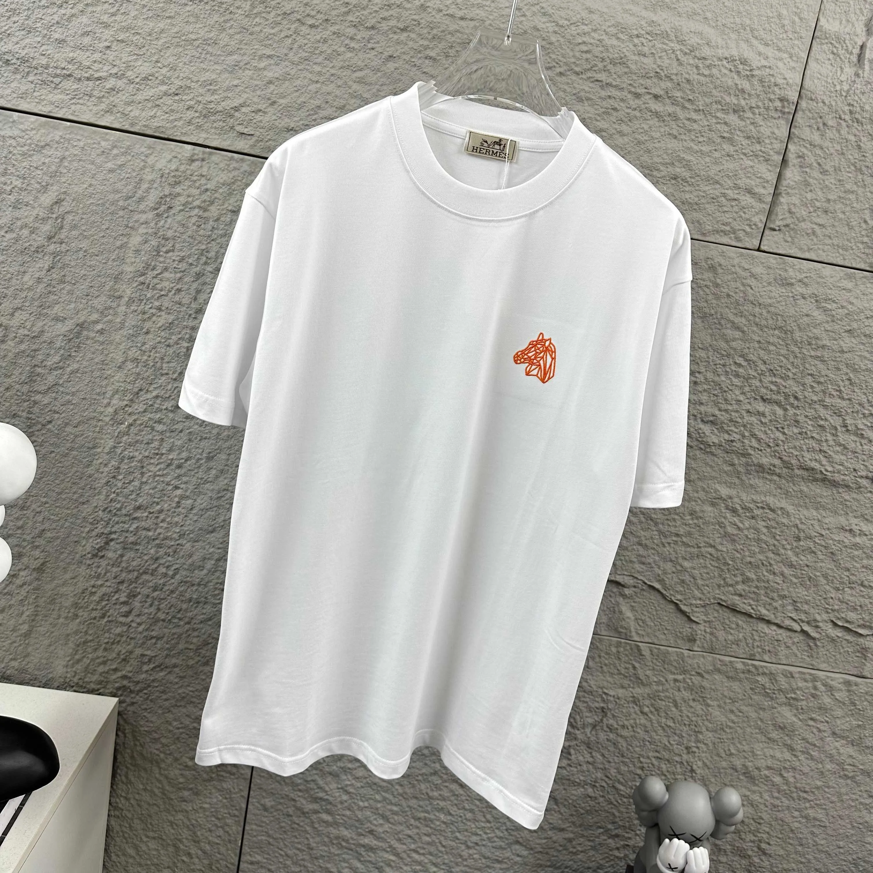 Herme* * 2026 New Arrival Classic Orange T Same Style ：Black White Size： S （90-130 ） M （120-150 ） L （140-165 ） XL （160-180 ） XXL （180-210 ）